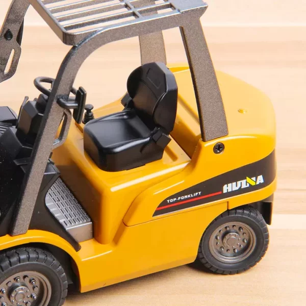 Miniatura Empilhadeira De Metal Escala 1:50 Articulada Real Cor Amarelo - Image 5